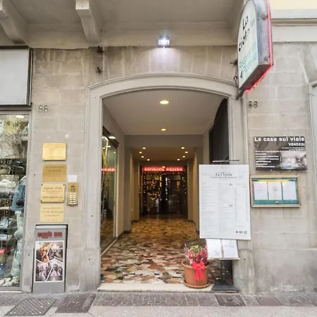 Centrobergamo Bed and Breakfast 2*