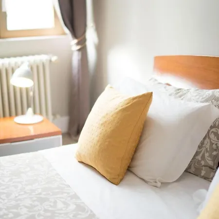 Bed and Breakfast Centrobergamo 2*